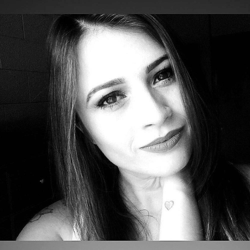 Meet your Posher, Gabriela